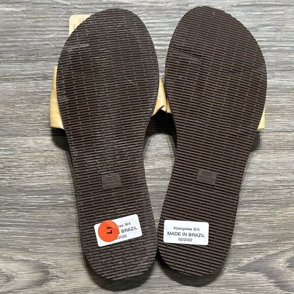 Havaianas Size 9/10 NWT St. Tropez Classic Sandals Sand Grey Beige Neutral Thong - Picture 2 of 7